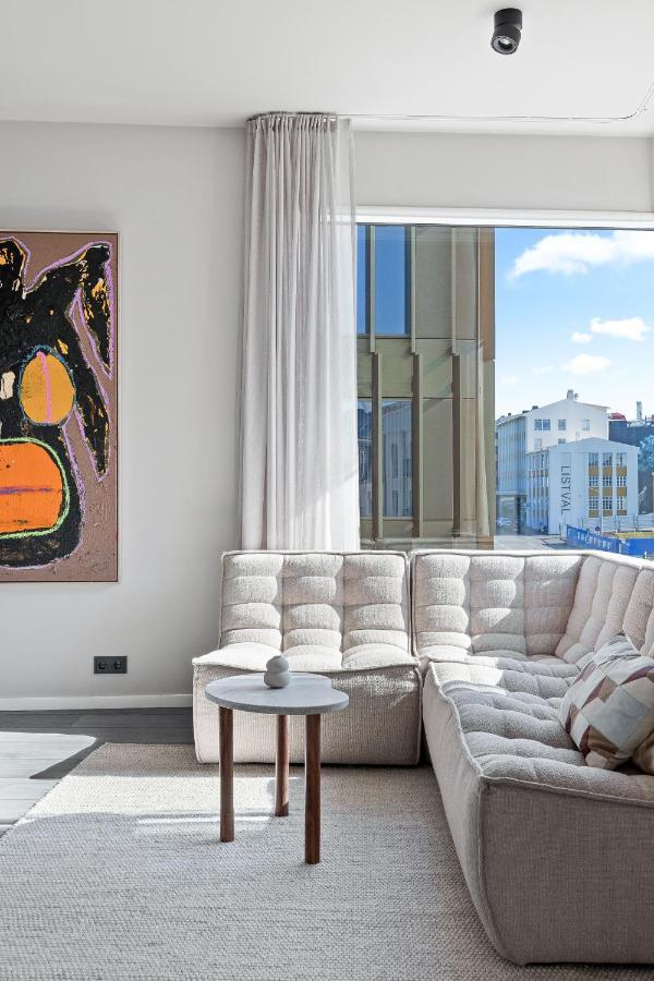 City View Lux In The City Center With Free Parking Reykjavik Bagian luar foto