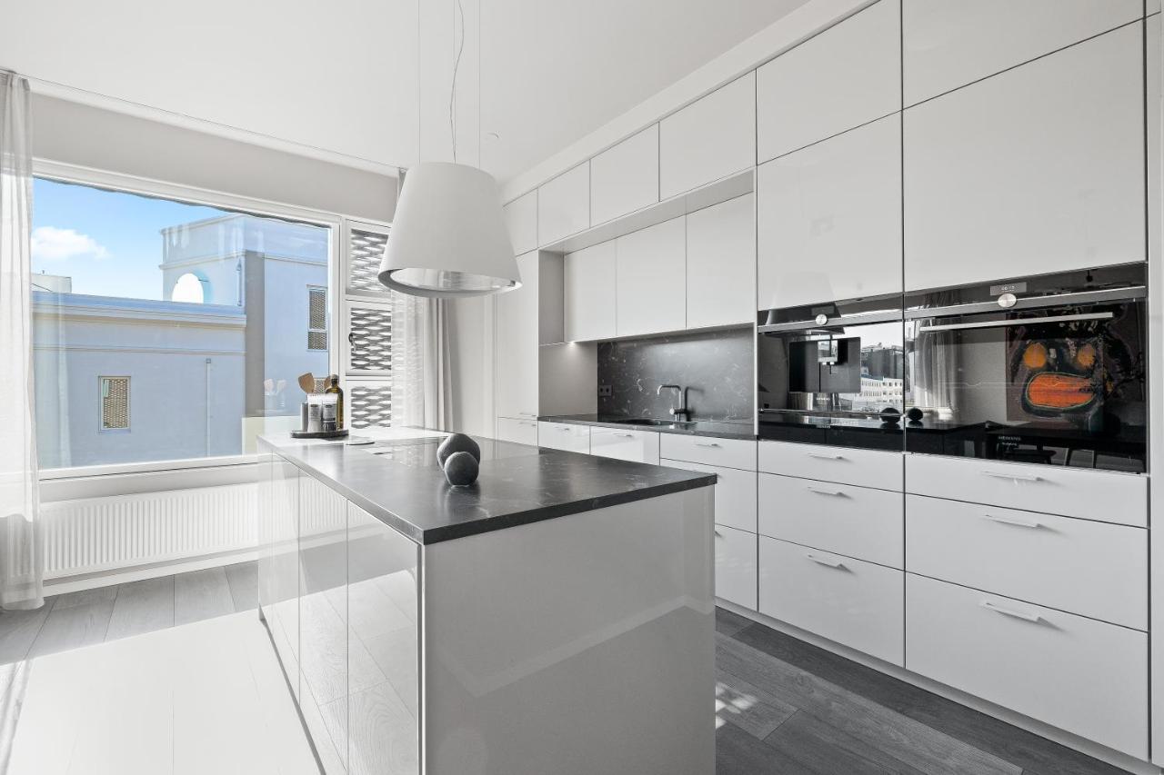 City View Lux In The City Center With Free Parking Reykjavik Bagian luar foto